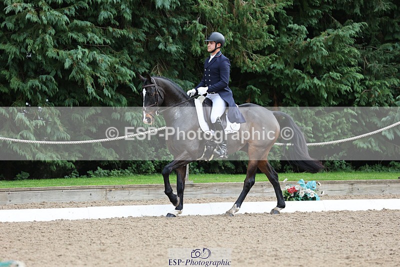 241024-142747-04079 - 226-Matteo.Gallucci-CASTLERICHMOND.WILLIAM