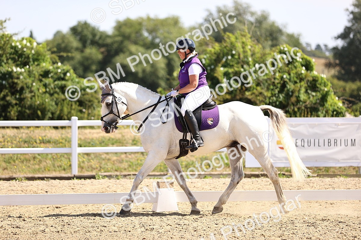 SBM_009335 - Novice 5 - 9.50-10.53