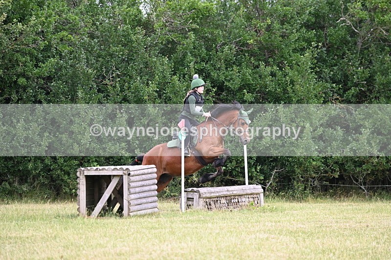 WJ6_6484 - 60cm XC Time 10:17 to 10:49