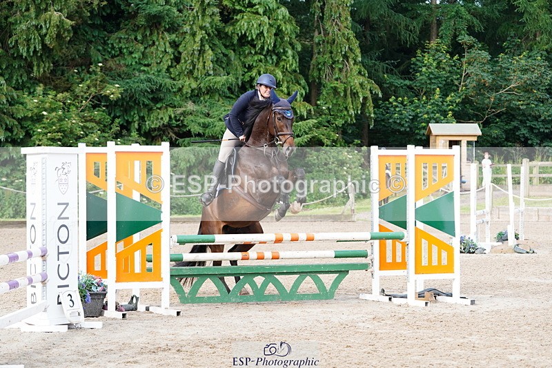 250615A-081404-09574 - Class 42 85cm Amateur Qualifer