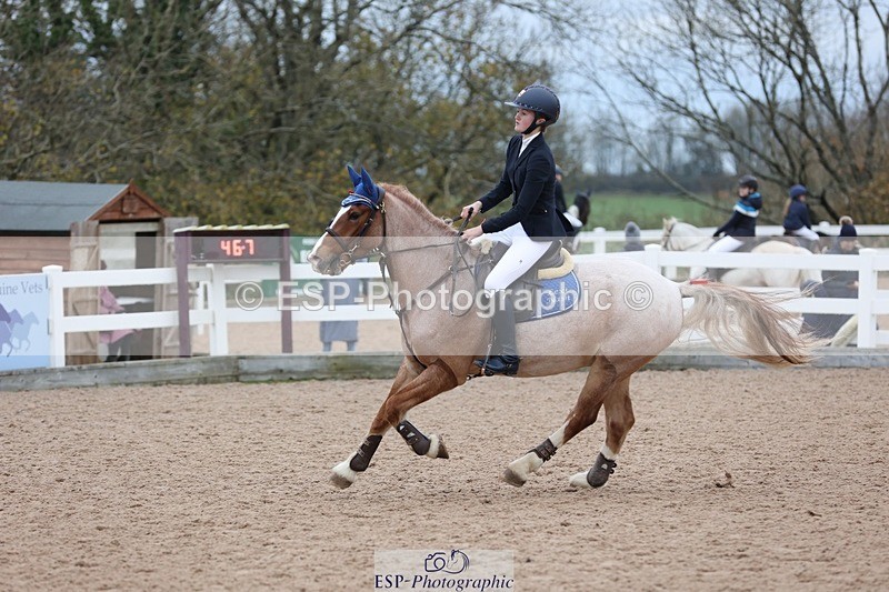 241116X-100953-00758 - Cls 08 Pony Winter Nov Champs