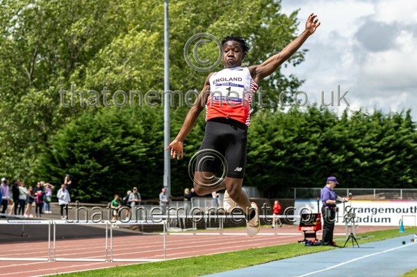 SIAB23-913647 - Field Male Set One