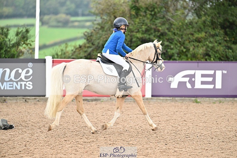 250920-100317-00099 - Cls 20+21 Club and Schools 60cm