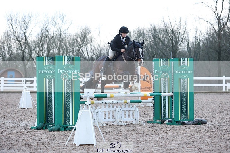 241201X-143008-01830 - Cls Children on Horses