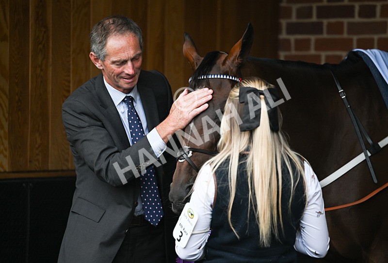 220826-175 Paradias - Race 4 15.35pm Sky Bet Ebor Handicap