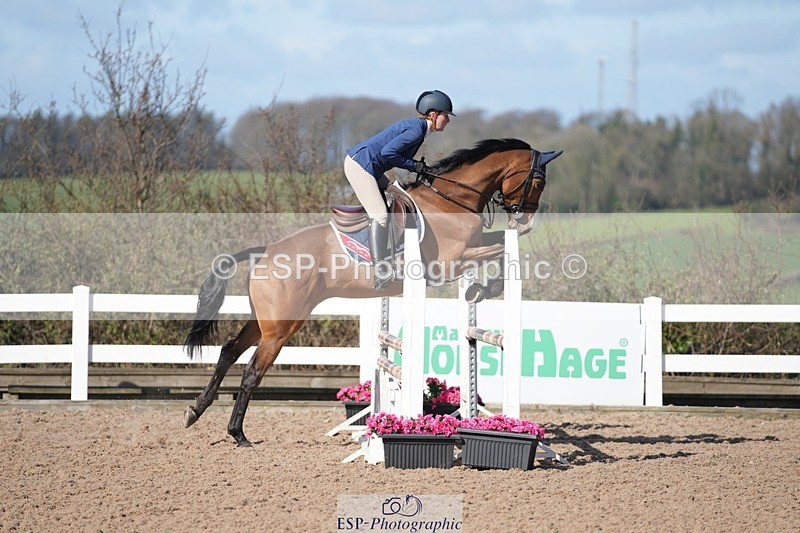 250329-101045-03562 - Cls 20 British Novice and 90cm