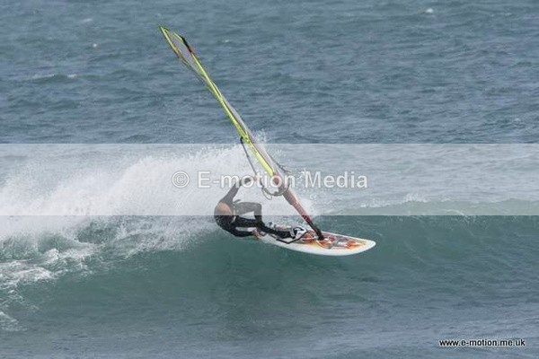 WS 160509  142 - Windsurfing