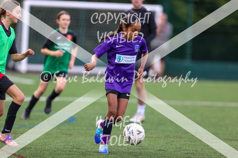 1DX30614 - 2025-09-13 FC Abbey Meads U13 Blue Girls V AFC Corsham U13 Pumas