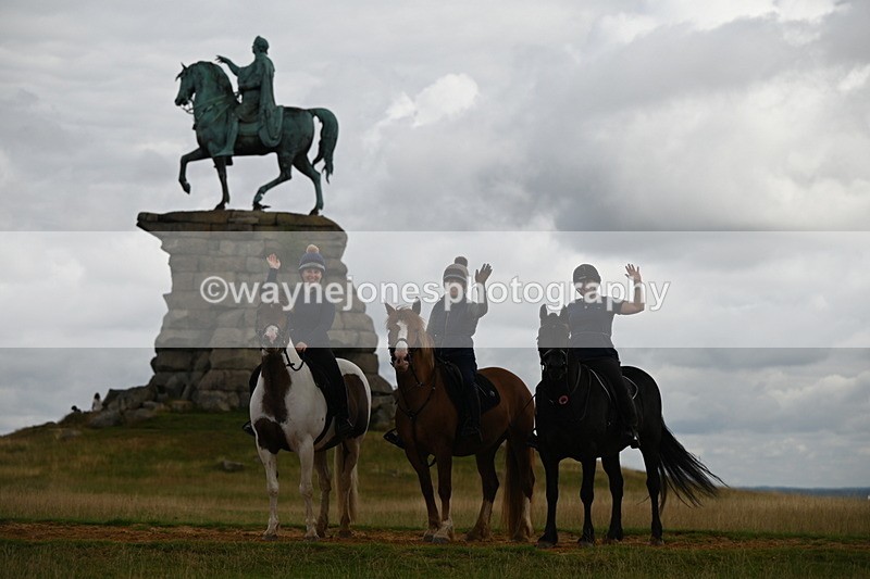 DSC_4183 - Time at Statue 09:50 to 11:09