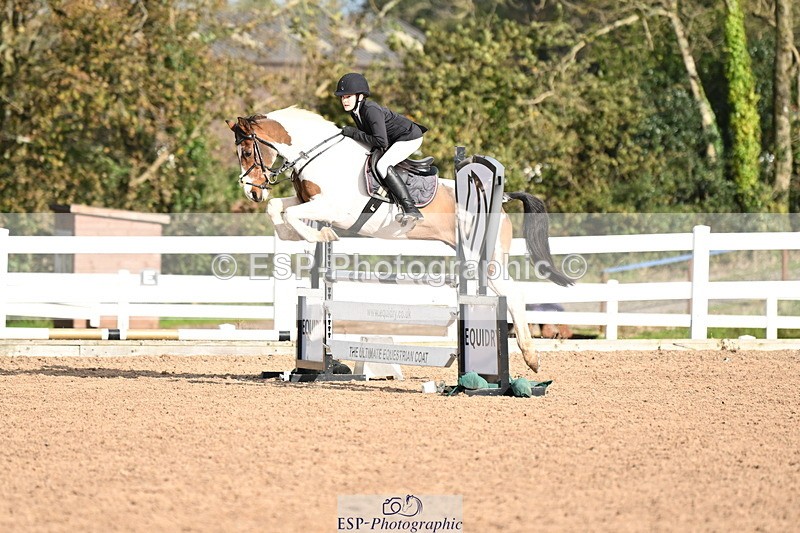 241026A-113916-00743 - SAT Cls 8 Pony Discovery and 90cm Open