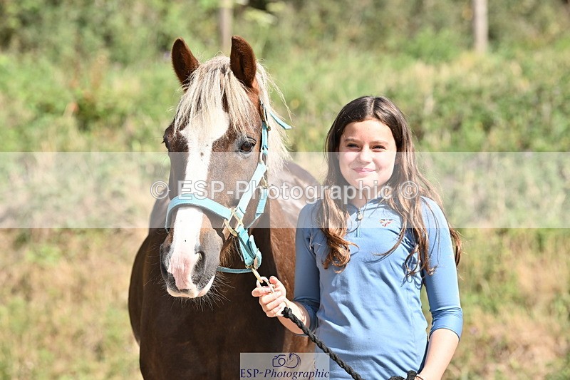 250821B-152342-00703 - Group C - Laraine