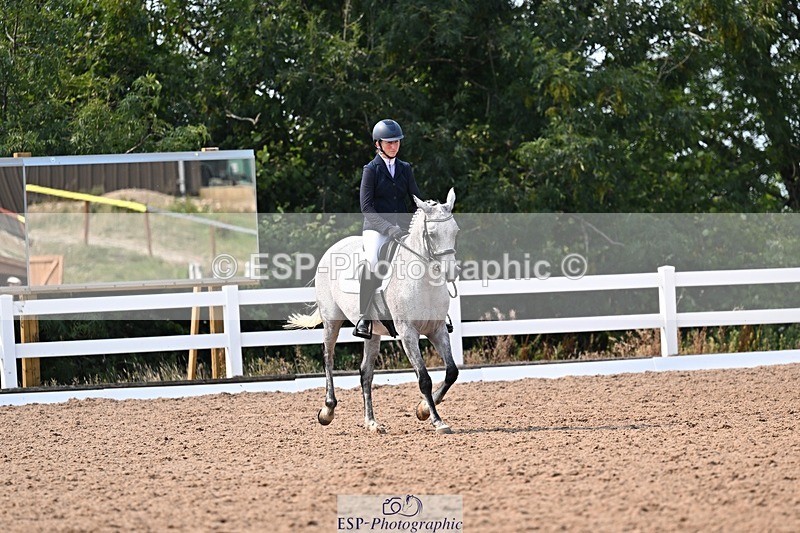 250816-145115-05463 - 149-Sophie.HawkeRAINBOW.DREAM