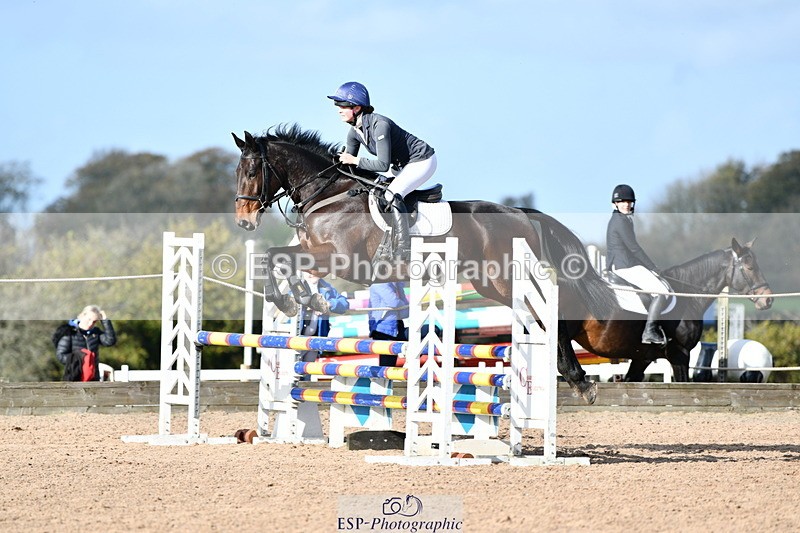 241026A-115859-01094 - SAT Cls 26+27 Club and Schools 90cm