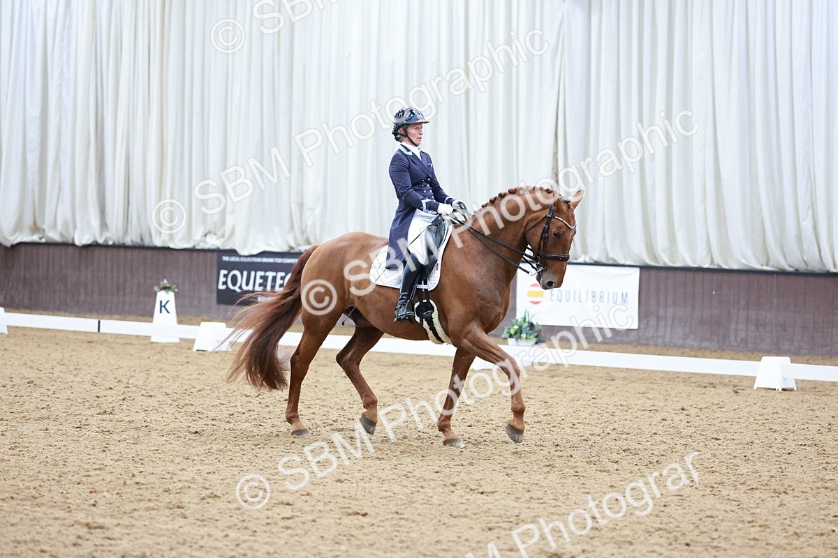 SBM_020890 - Class 13 - FEI INT I - 16.26-17.14