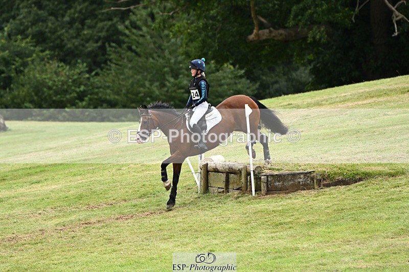 240825X-163406-37302 - 80cm XC 16.30 to 17.30