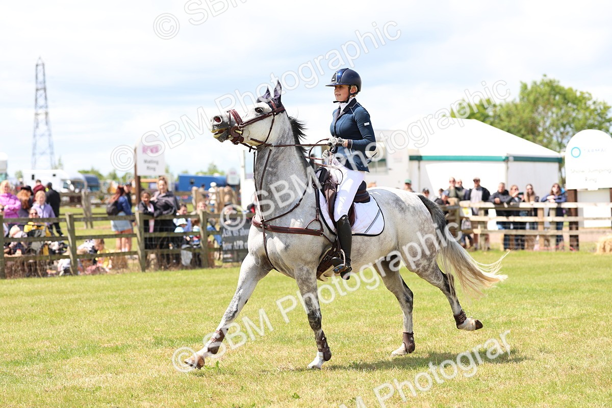 SBM_15536 - Class 207 - Senior 1.15m Open