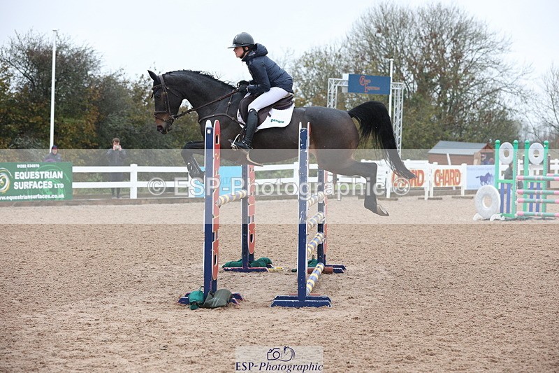 231112A-131537-04355 - Cls 20 Newcomers & 1.10m Open