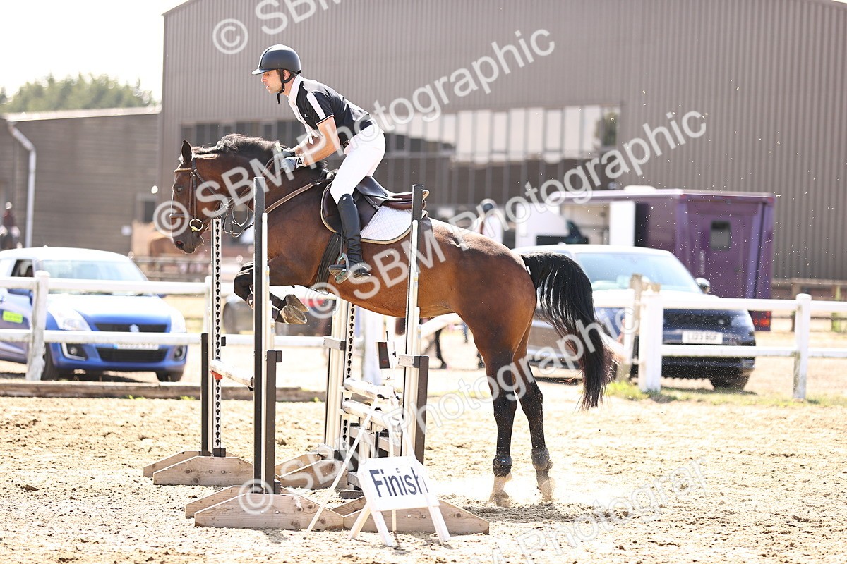 SBM_005915 - Class 9 - Senior British Novice - 90cm