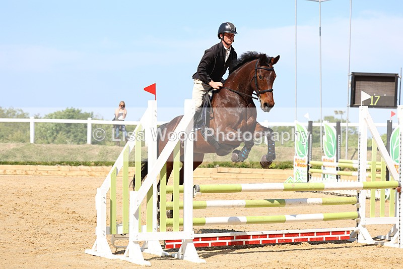 3E7A5507 - Class 4: Senior BN/90cm open