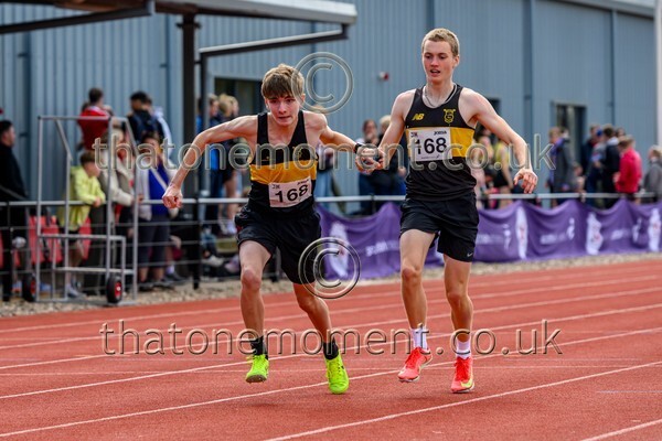 Relays25-918419 - Track Male Set One