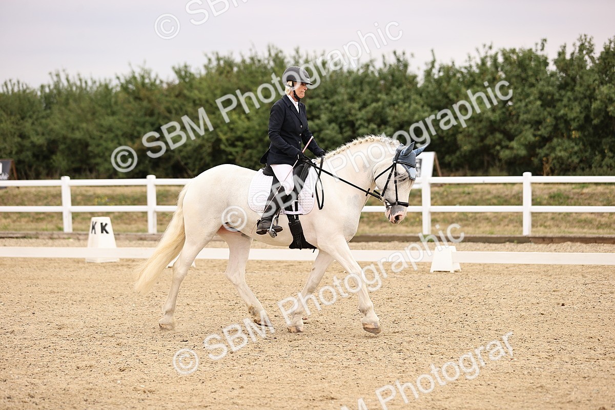 SBM_005296 - Intro 3 - 8.30-9.30