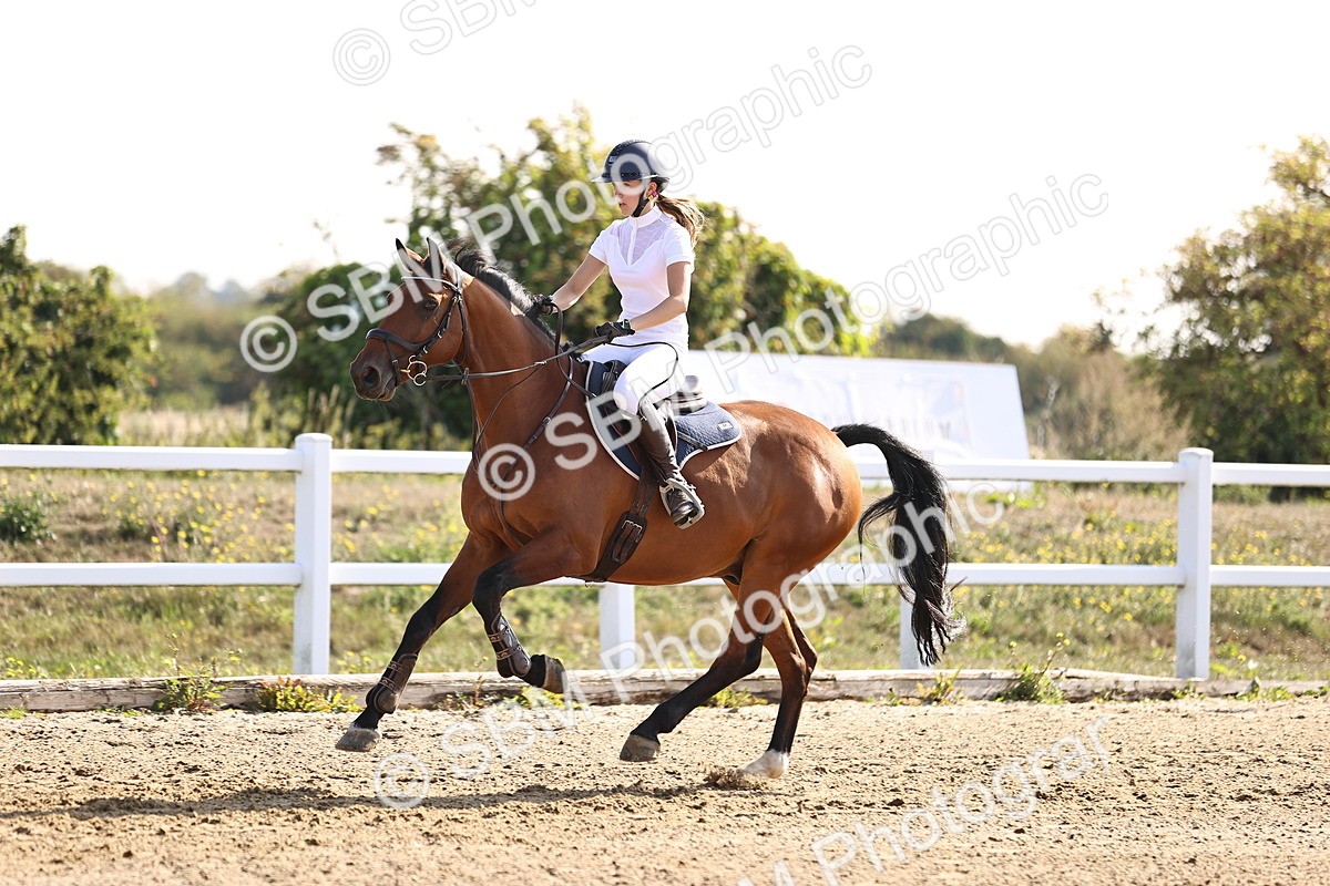 SBM_005498 - Class 8 - Clear Round