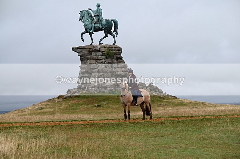 DSC_2440 - Time at Statue 12:34 to 12:56