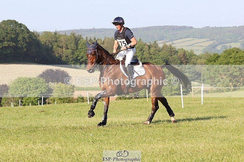 230527-181510-14609 - 175-MONBEG_EQUITY-Tom_McEwen-XC