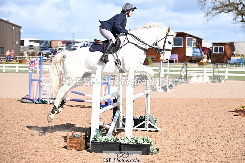 260328-134917-03938 - Cls 24 1.05m Amateur Quali