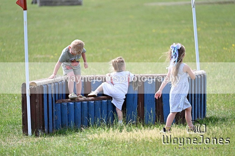 WJ7_9462 - Kellie Jade Ellie XC training with Kelly Harris 28-06-26