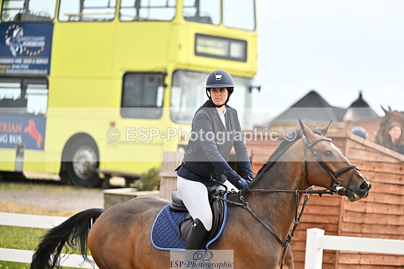 240703A-100759-00017 - Cls 01 Snr Brit Nov & 90 Open