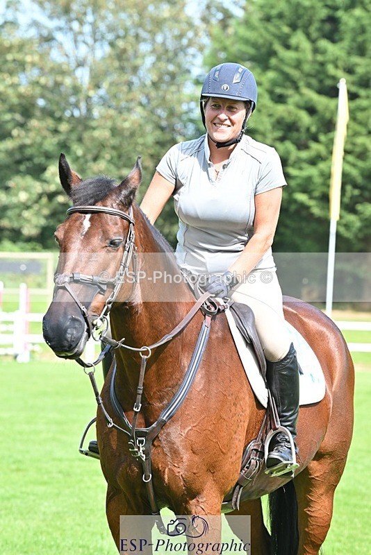 230909-124319-05524 - Cls 11 Snr Foxhunter & 1.20m Open