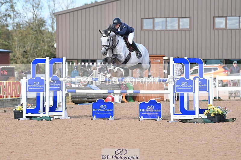231015A-125238-08022 - Cls 30 Foxhunter & 1.20m Open