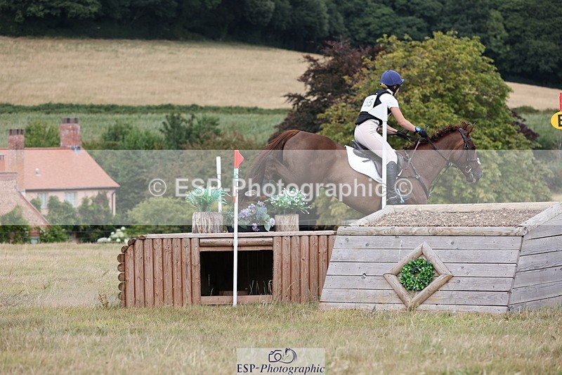 250802A-143622-05062 - D-155-Bethan.ODell-RED.VICO