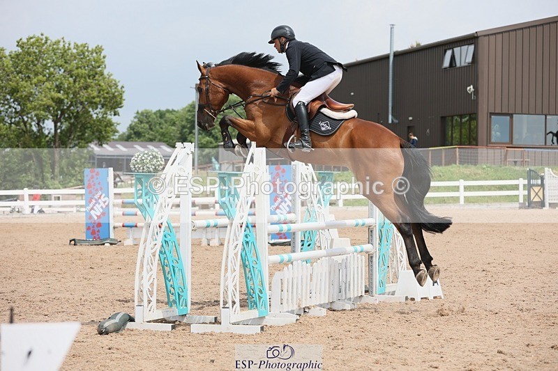 250523-122029-01263 - Cls 09 A&B  Snr Disc & 1.00m Open