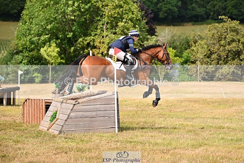 250803A-152007-15977 - P-714-Skye.Pleydell-Bouverie-SUPER.VISION