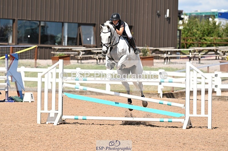 250709-154156-01191 - Cls 6 Snr Fox & 1.20m