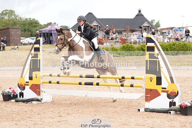 260730-113549-01876 - Cls 1 British Novice and 90cm
