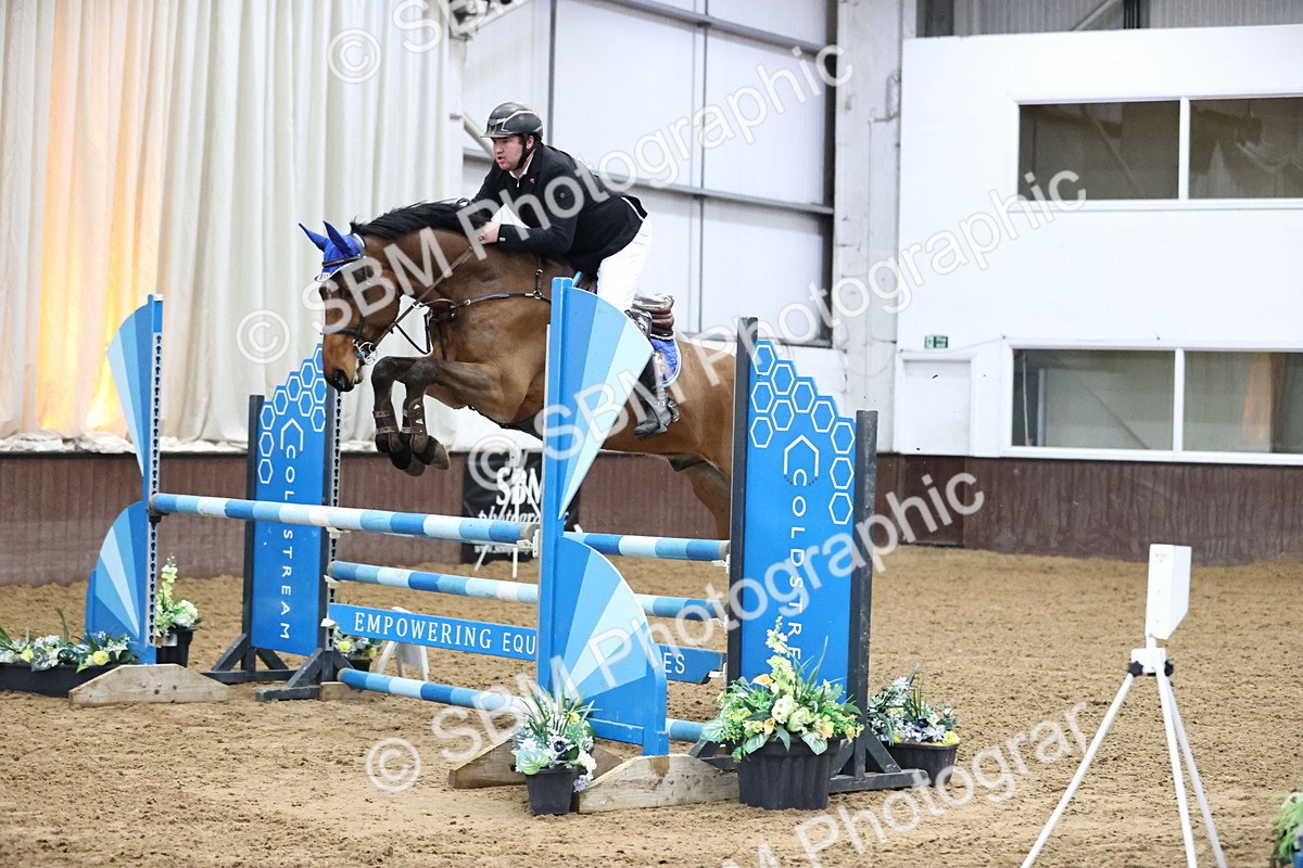 SBM_005595 - Class 17 - Senior Newcomers 1.10m