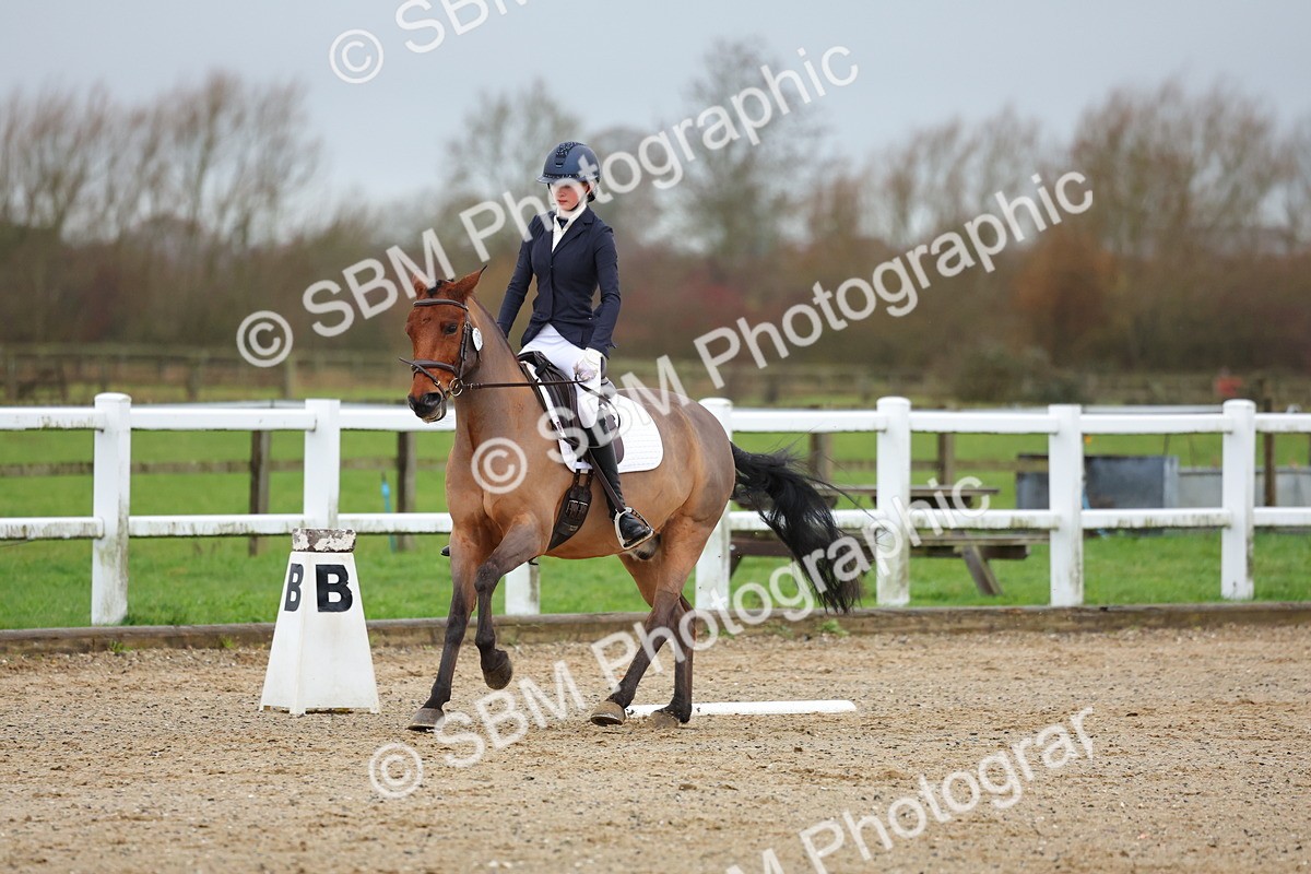 SBM_003072 - Class 6 - Novice 4