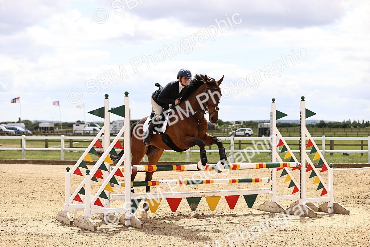 SBM_000306 - Class 4 - 1m showjumping