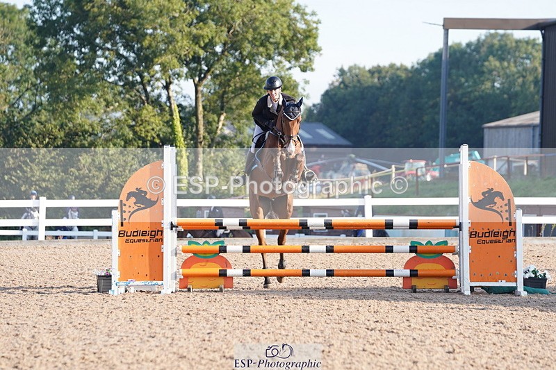 240915A-085238-08508 - Cls 31 Snr British Novice and 90cm Open