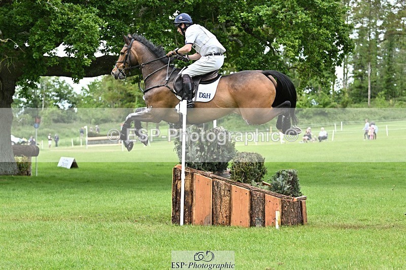 240525-153918-17231 - 222-KILCANNON_SENSATION-Harry_Meade