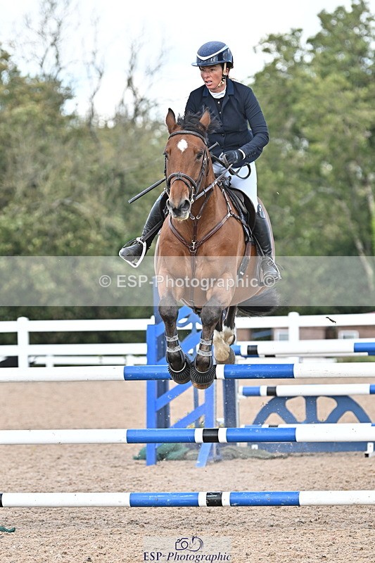 241005A-124353-03812 - SAT Cls 18 1.05m Amateur Quali