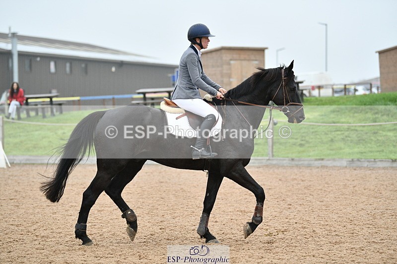 241102A-112024-04266 - SAT Cls 9 British Novice and 90cm Open