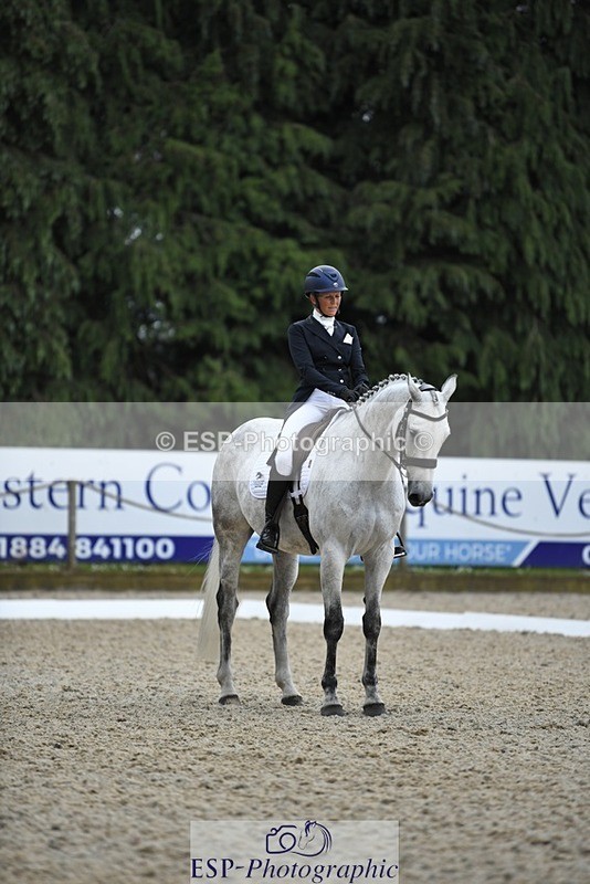 230525-122250-02001 - 109-COOLEY_CARDENTO-Kelly_Mccarthy-maine-WEDTrotUp+DR