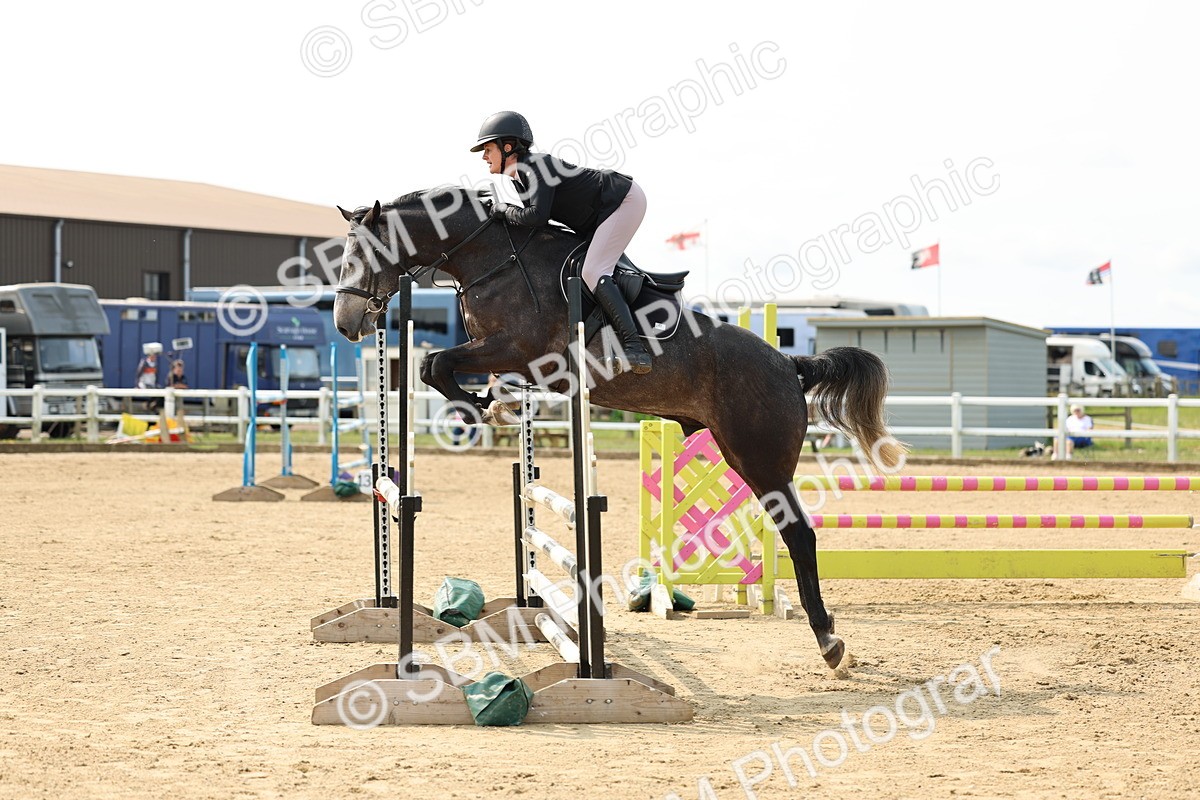 SBM_004215 - Class 16 - Senior British Novice - 90cm