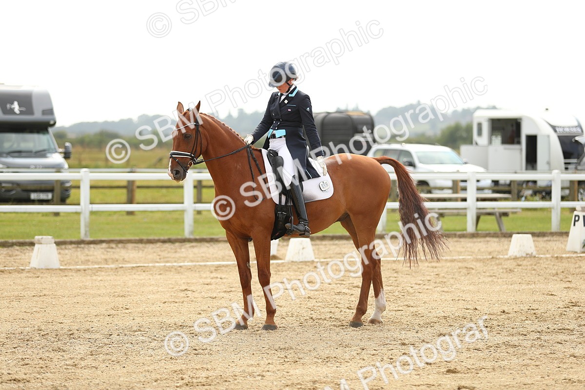 SBM_018283 - Class 11 - INT IN 15.40-16.12