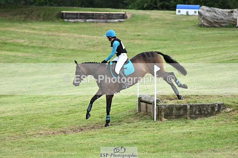 240825X-175821-38090 - 80cm XC 17.30 to End