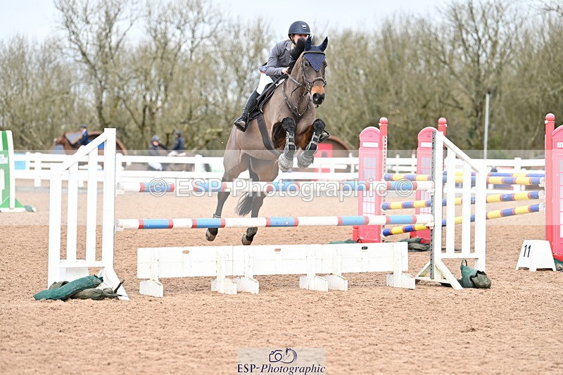 240224A-115342-03521 - Cls 11 Snr 1.05m and 1.10m Open